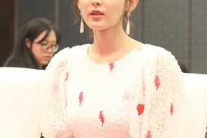 迪丽热巴VS古力娜扎：科学鉴美与颜值经济