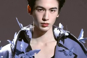 2024 VOGUE盛典：明星红毯穿搭与时尚趋势解析